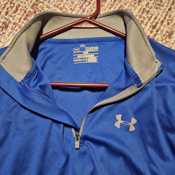 Boys UA Pull Over - Picture 5 of 5
